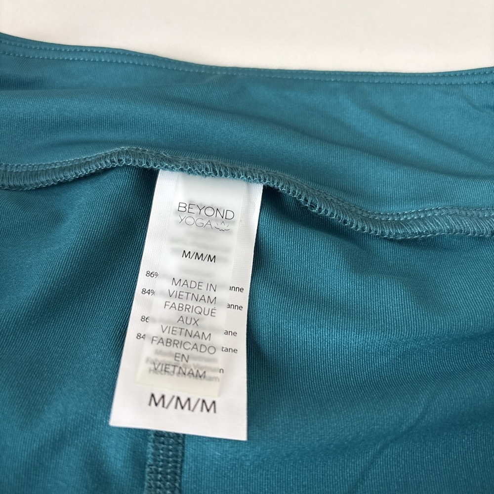 NWT! BEYOND YOGA court advantage tennis Skirt Skort womens size medium teal - Picture 6 of 14